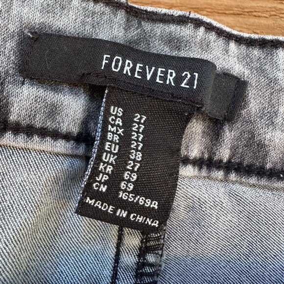 Forever 21 Stone Washed Gray High-Rise Skinny Jegging Jeans With Button & Zip Cl - Picture 2 of 14